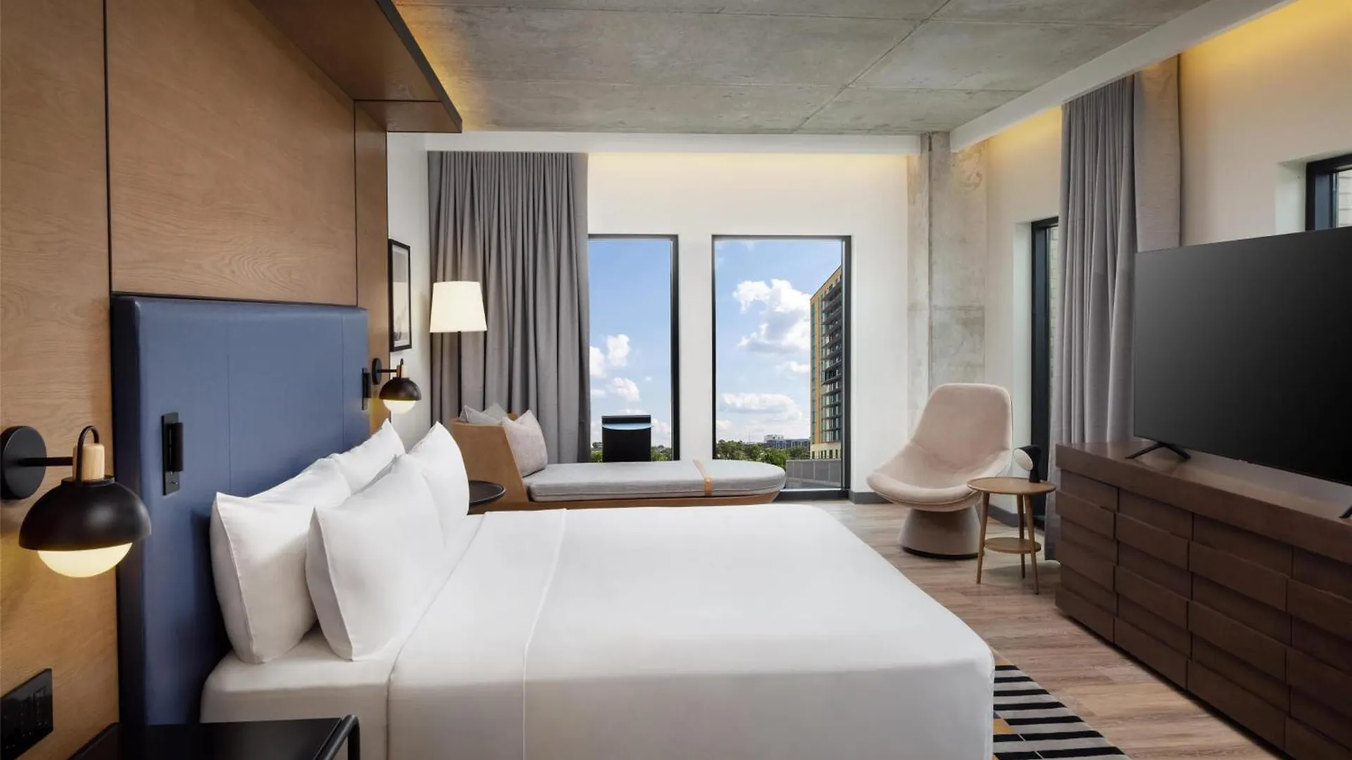 Canopy By Hilton Nashville Downtown The Gulch